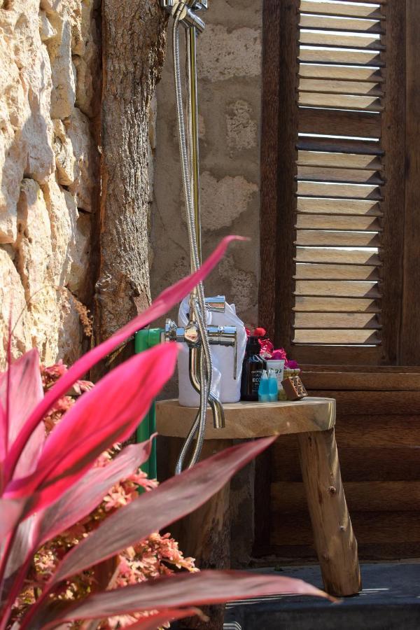 Zanzibar Kusini Beach Bungalows Hotel Kizimkazi Kültér fotó