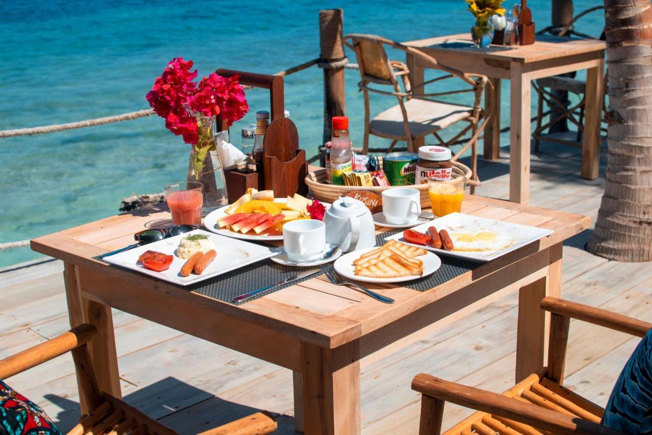Zanzibar Kusini Beach Bungalows Hotel Kizimkazi Kültér fotó
